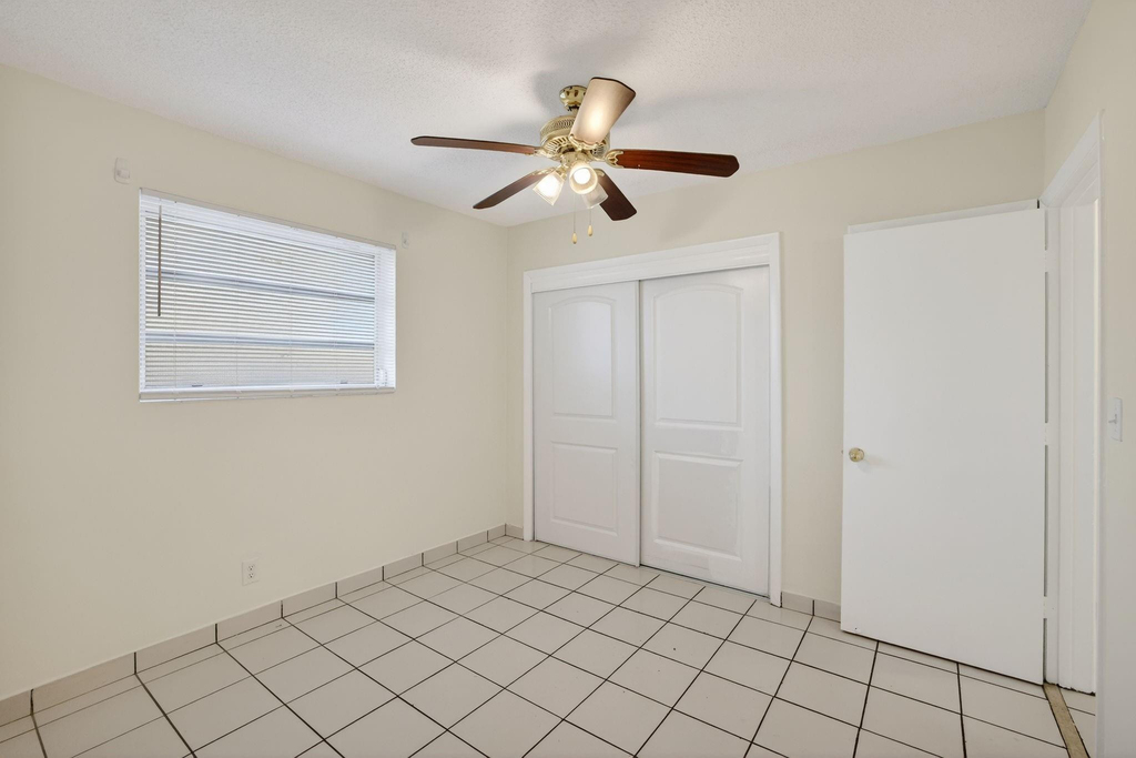 2500 Sw 18th Terrace - Photo 22