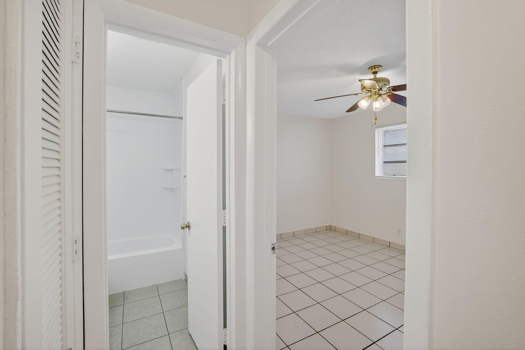 2500 Sw 18th Terrace - Photo 19