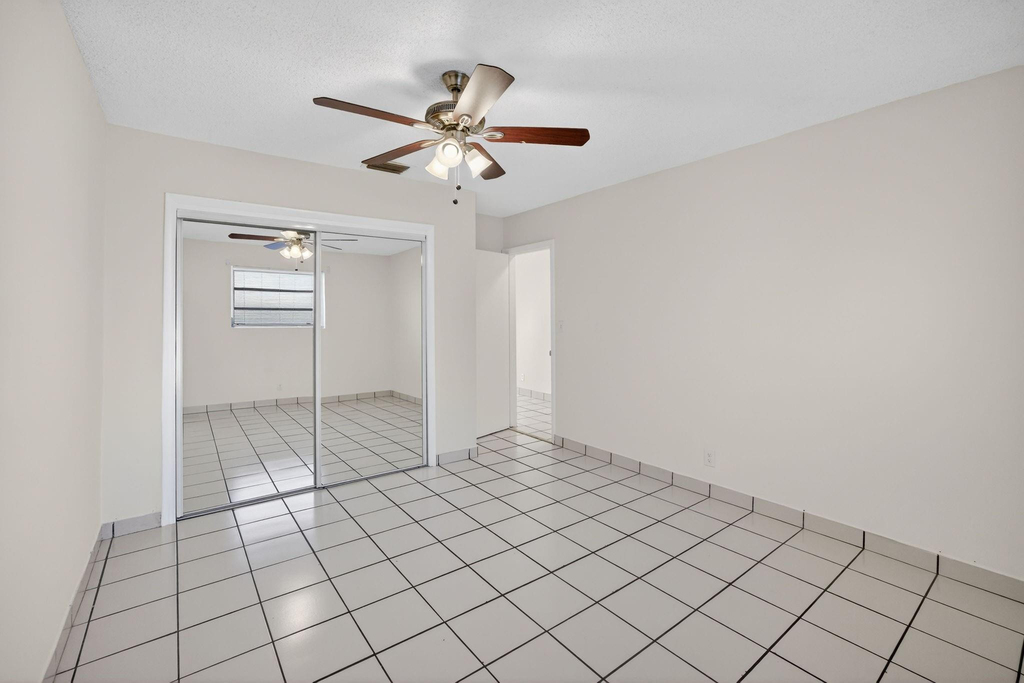 2500 Sw 18th Terrace - Photo 18