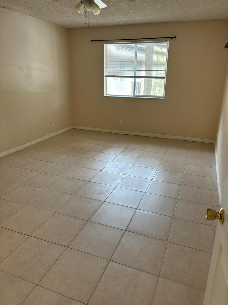 9833 Westview Drive - Photo 4