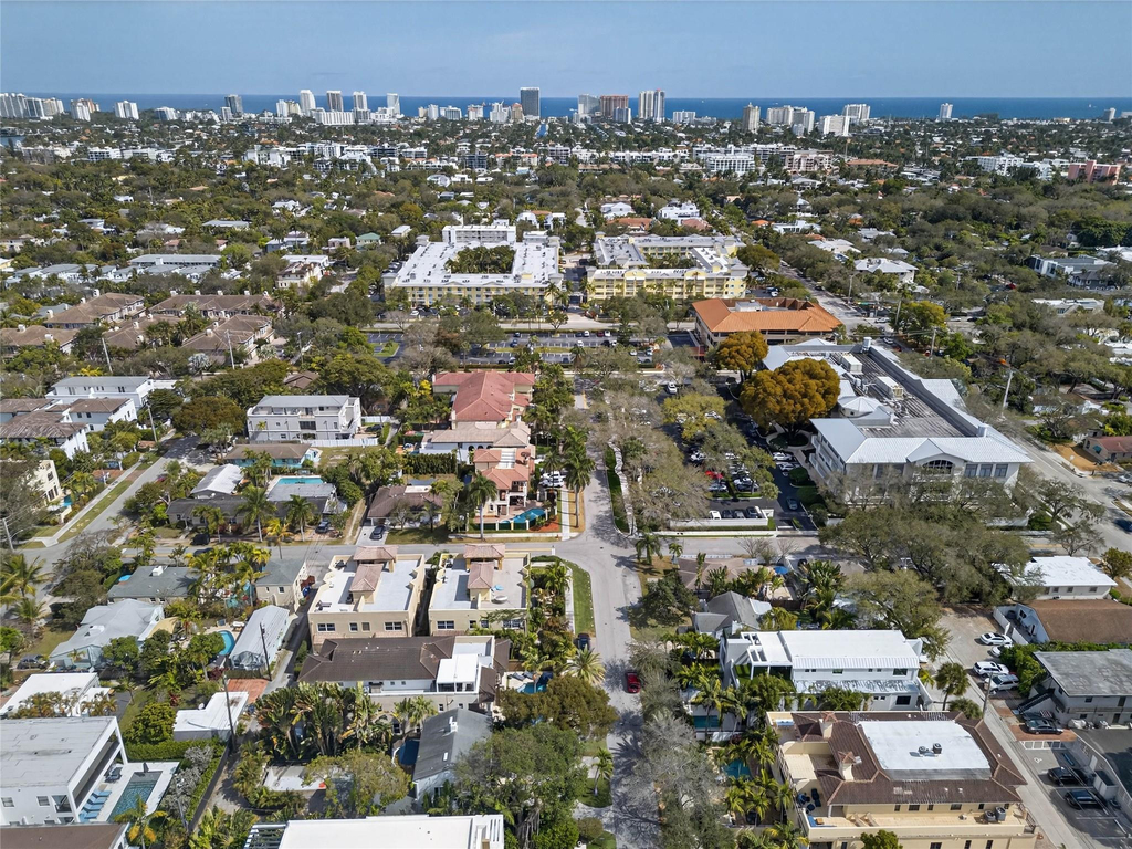 1215 Ne 1st Street - Photo 16