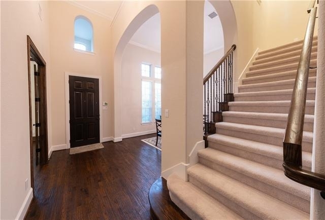 879 Grassy Shore Court - Photo 4
