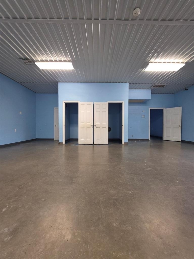 2927 Se 44th Street - Photo 2