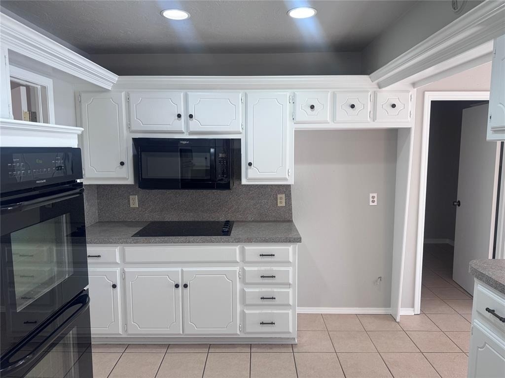 12216 Sylvester Drive - Photo 5