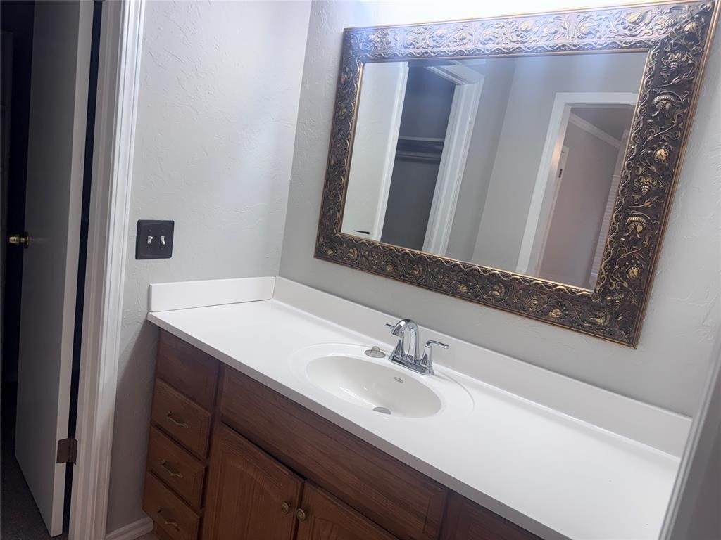 12216 Sylvester Drive - Photo 15