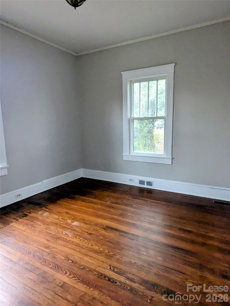 936 W Front Street - Photo 9