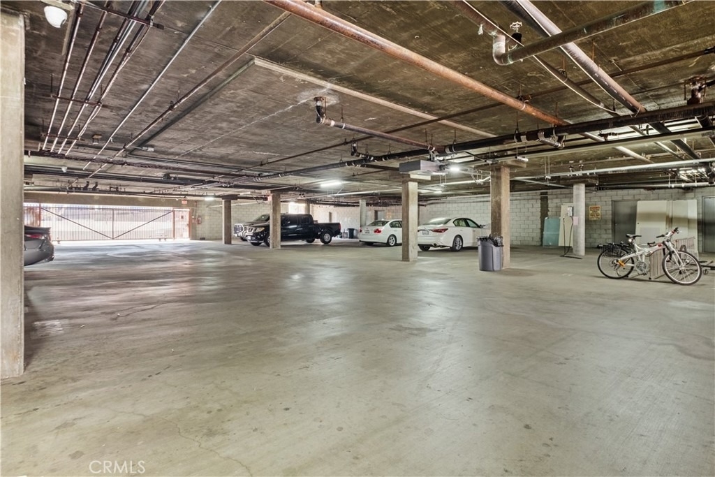 1246 W 30th Street - Photo 27