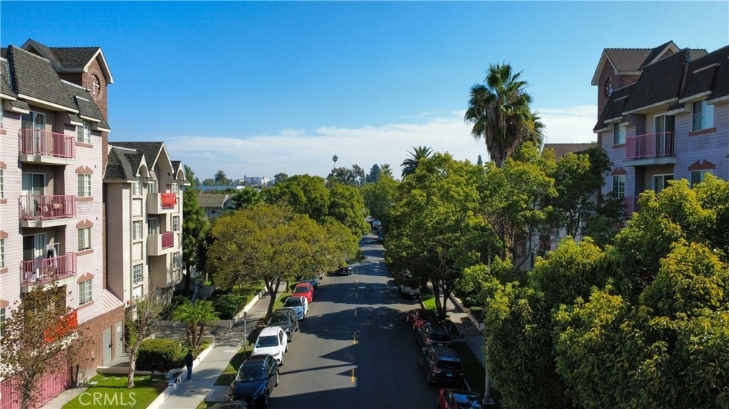 1246 W 30th Street - Photo 18