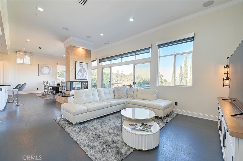 3952 Oakfield Drive - Photo 3