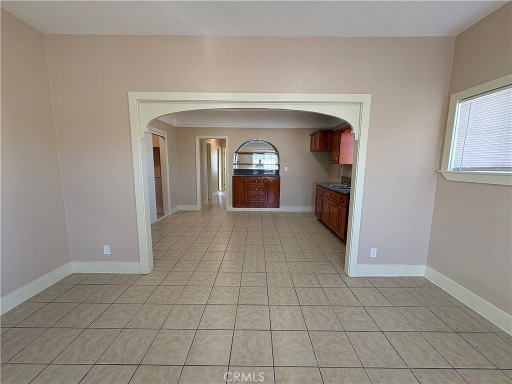 1156 E 17th - Photo 6