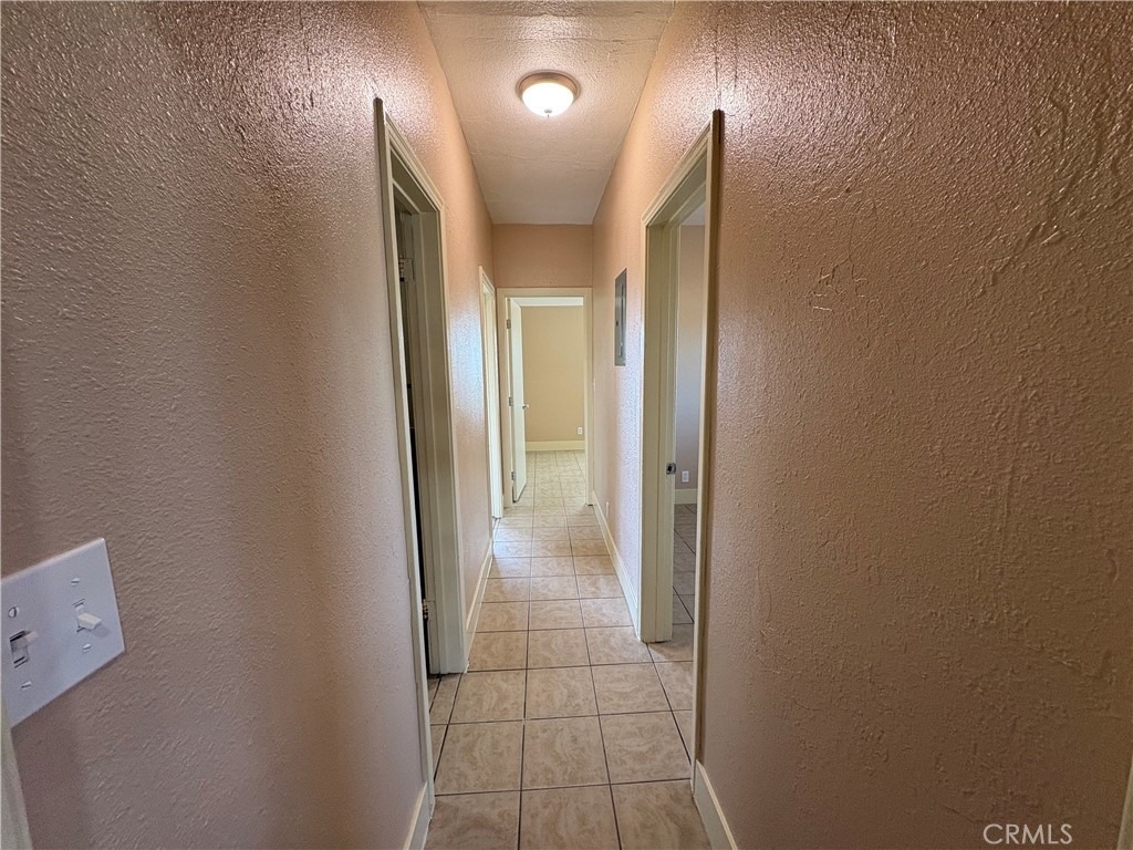 1156 E 17th - Photo 11