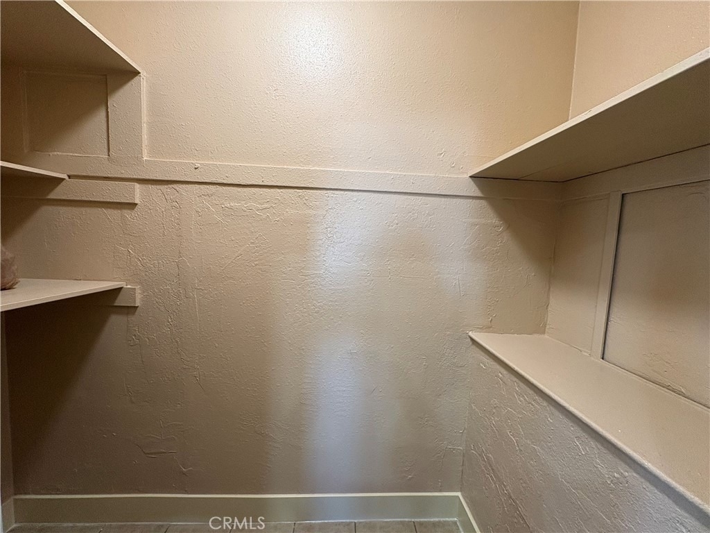 1156 E 17th - Photo 10