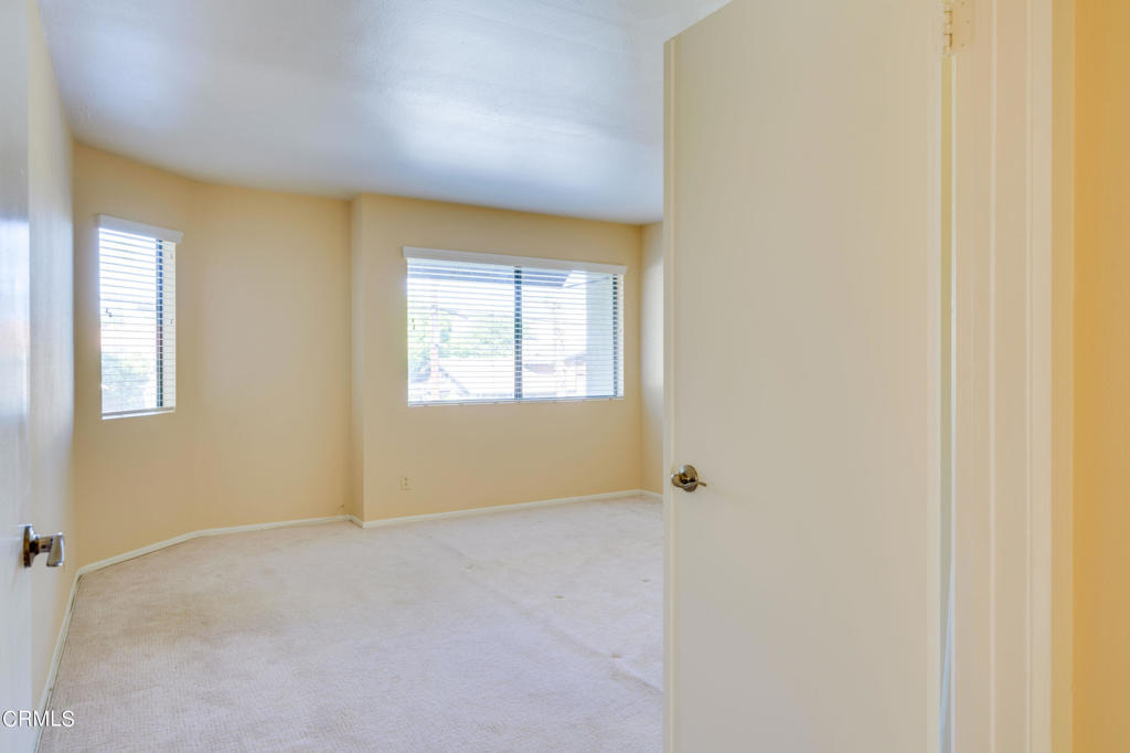 747 E California Boulevard - Photo 12