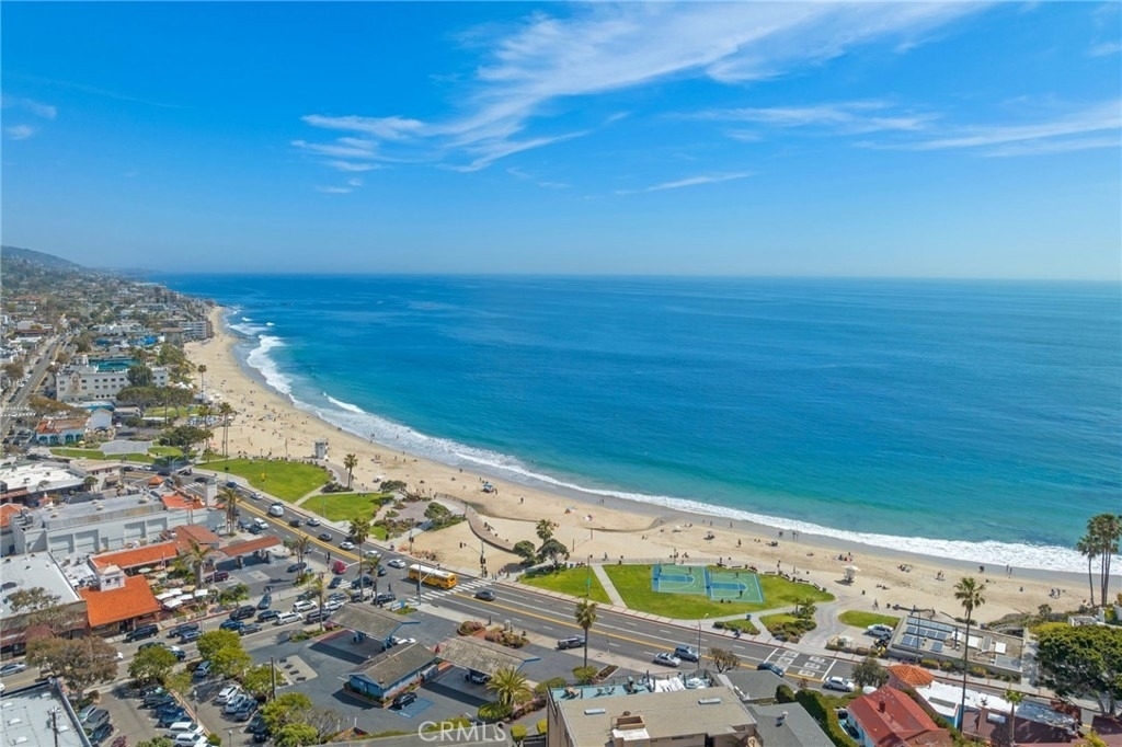 215 Monterey - Photo 8