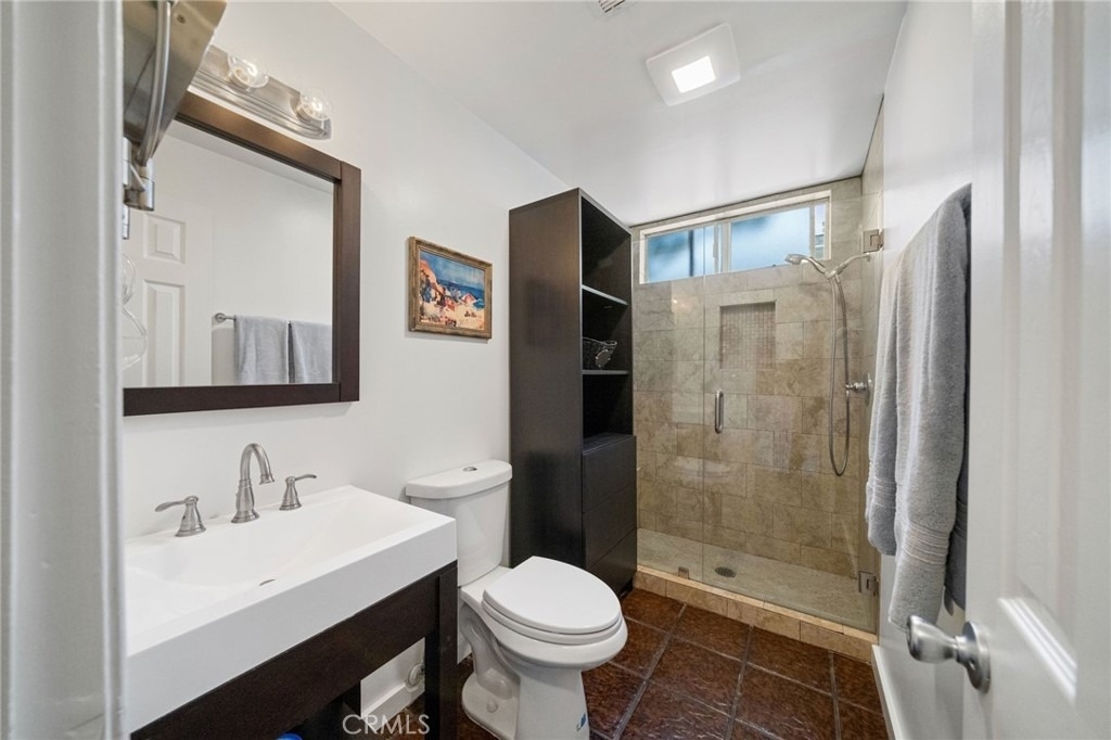215 Monterey - Photo 5