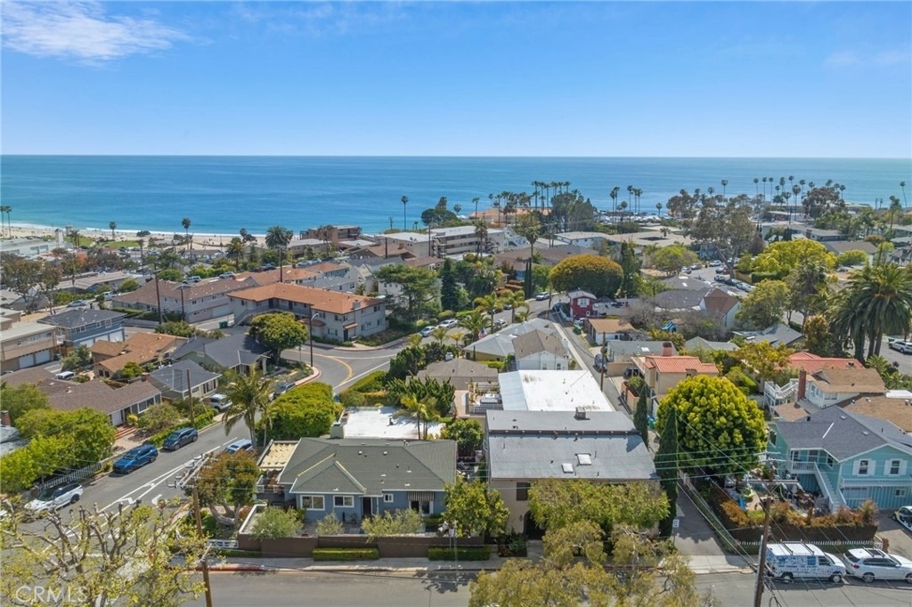 215 Monterey - Photo 6