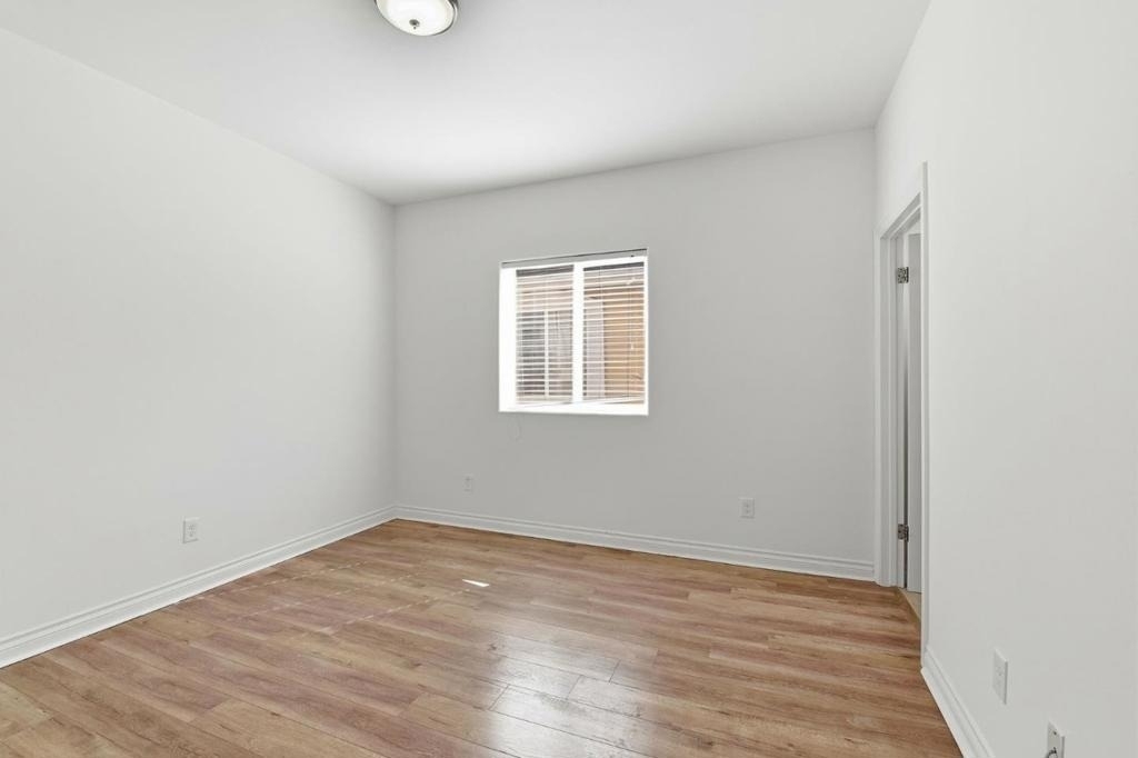 6016 Fair Avenue - Photo 11