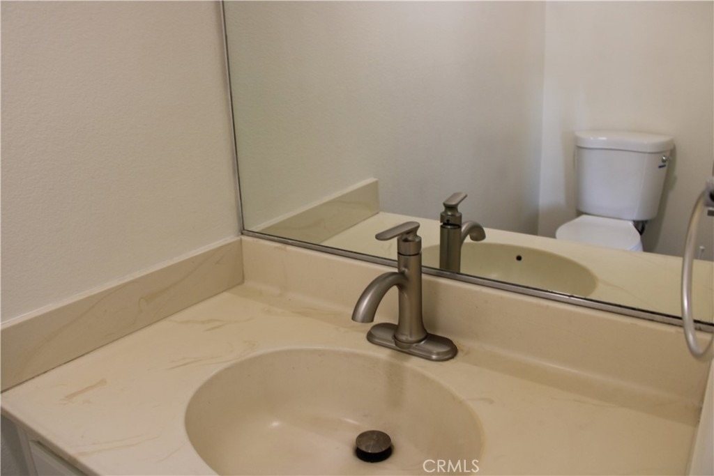 260 E Beverly Boulevard - Photo 4