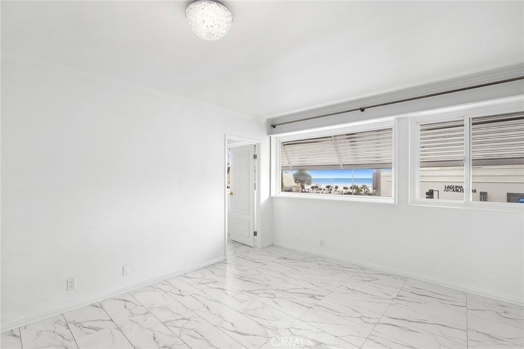 245 Aster Street - Photo 5
