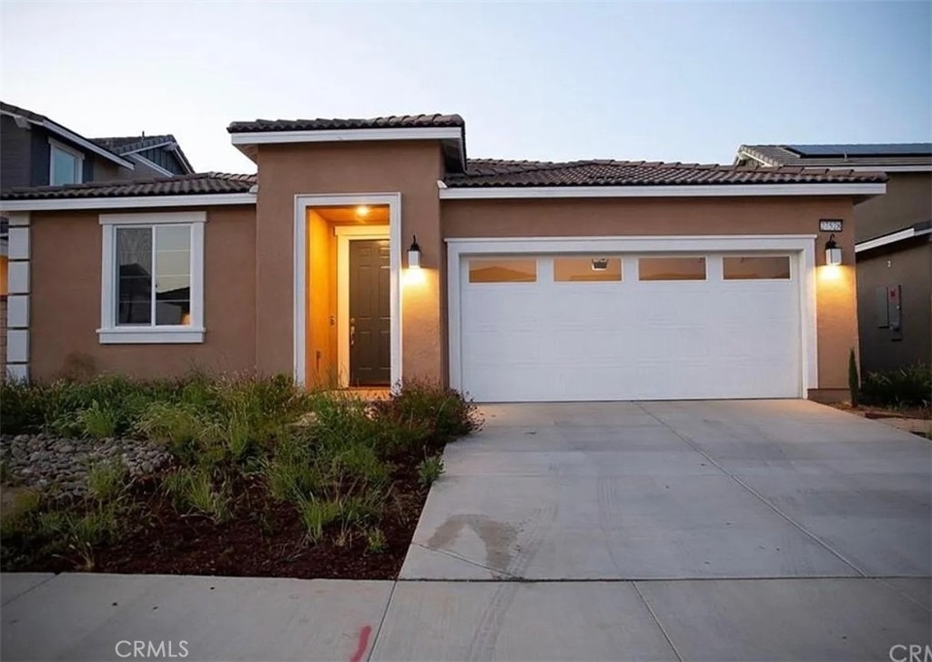 27528 Cloudy Peak - Photo 0