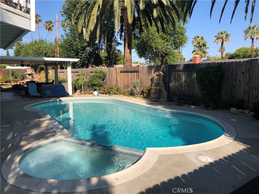 808 Orchard Drive - Photo 3