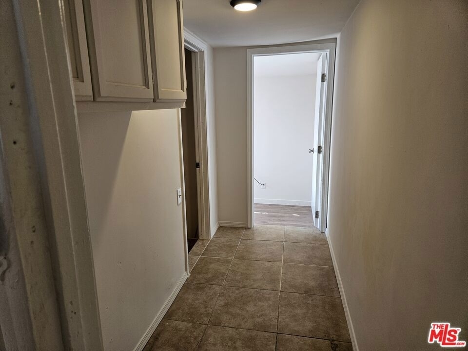 263 E 84th Place - Photo 12