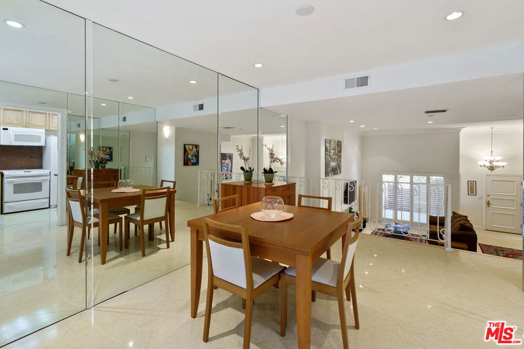 1131 Alta Loma Road - Photo 8