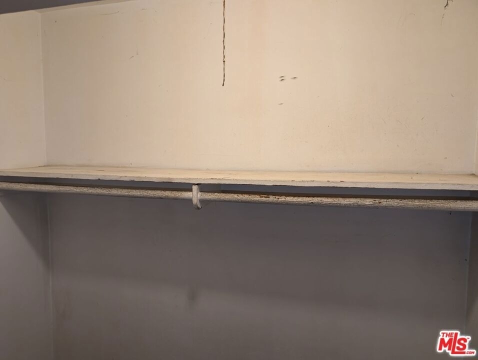 8472 S Main Street - Photo 5