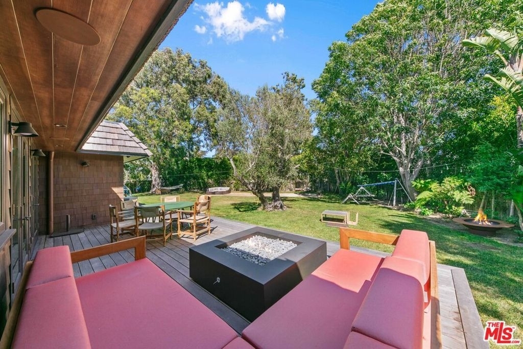 7038 Dume Drive - Photo 4