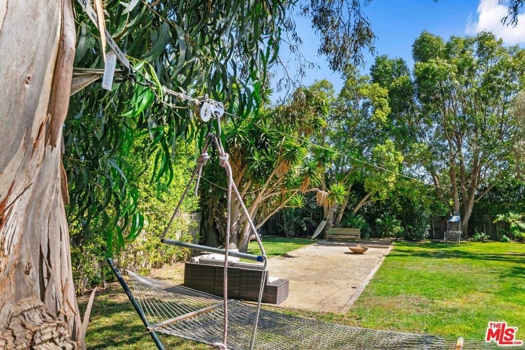 7038 Dume Drive - Photo 38