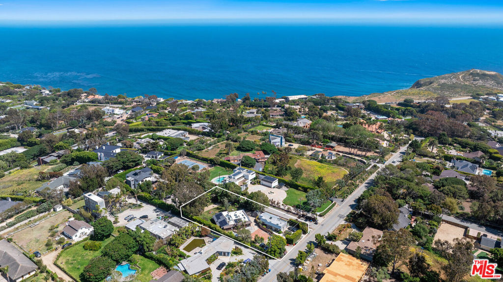 7038 Dume Drive - Photo 47
