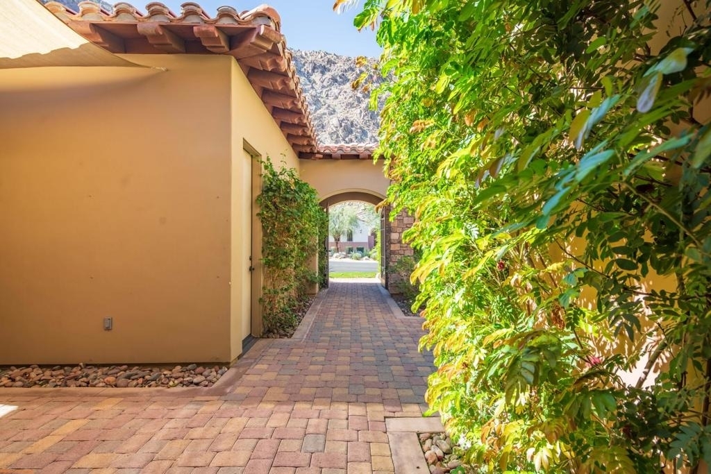 46710 Bradshaw - Photo 32