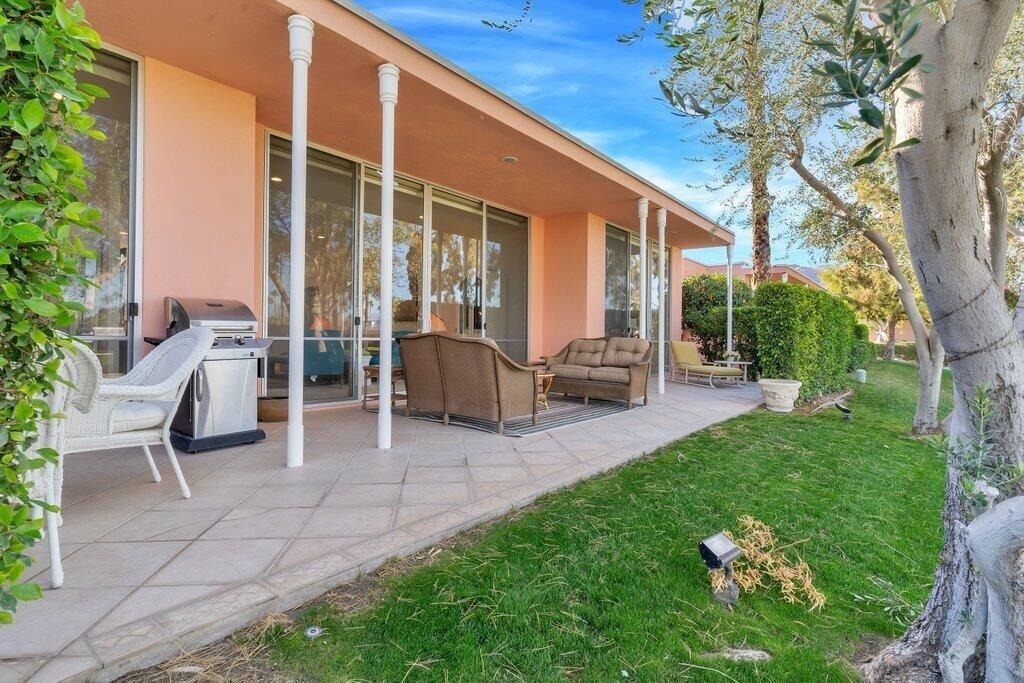 47126 El Menara Circle - Photo 32