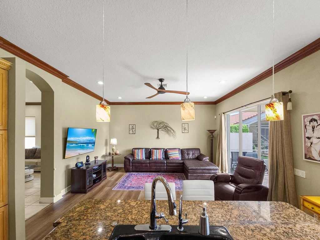 5058 Glenville Drive - Photo 14