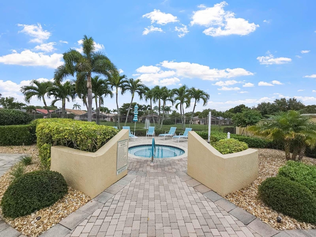 5058 Glenville Drive - Photo 72