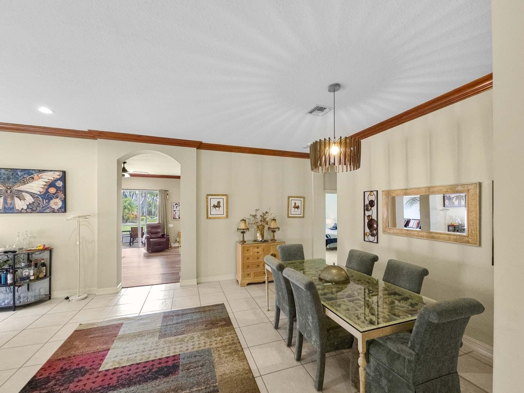 5058 Glenville Drive - Photo 7