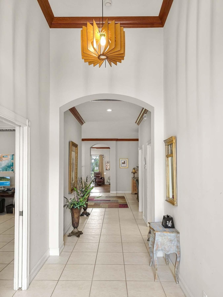 5058 Glenville Drive - Photo 2