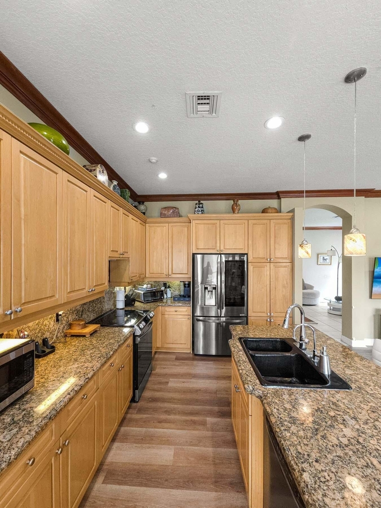5058 Glenville Drive - Photo 17
