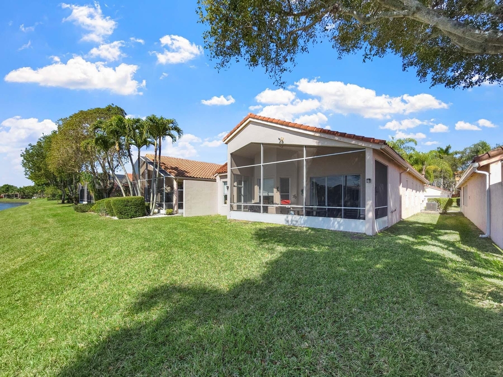 5058 Glenville Drive - Photo 39