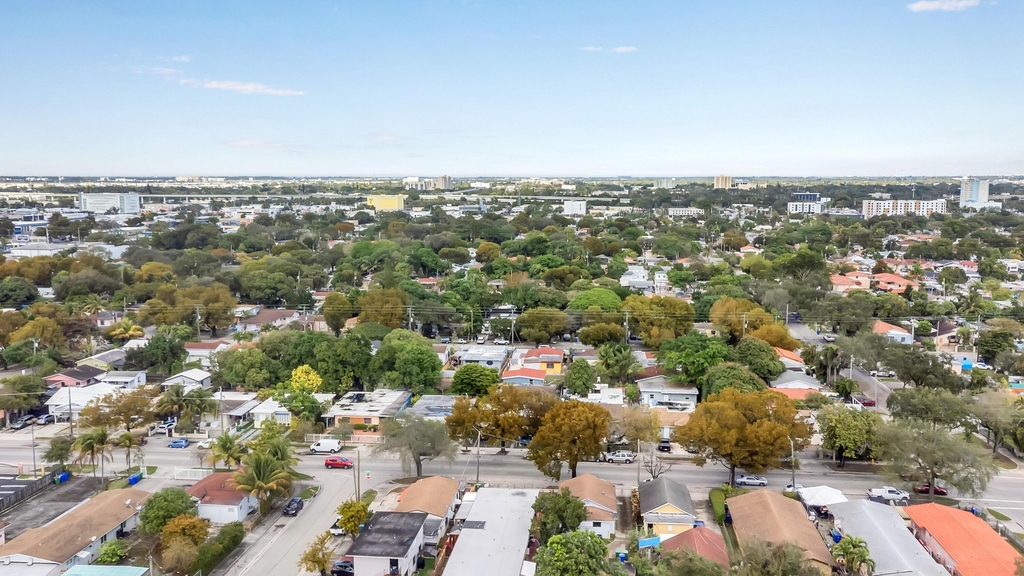 2428 Nw 28th Street - Photo 12