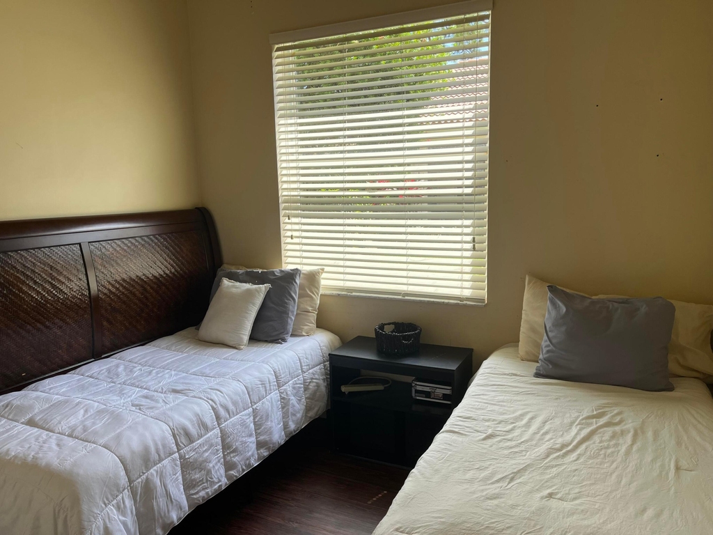 9201 Wentworth Lane - Photo 18