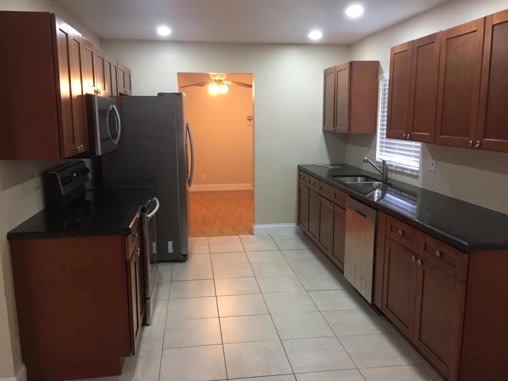 22447 Sw 56th Avenue - Photo 3