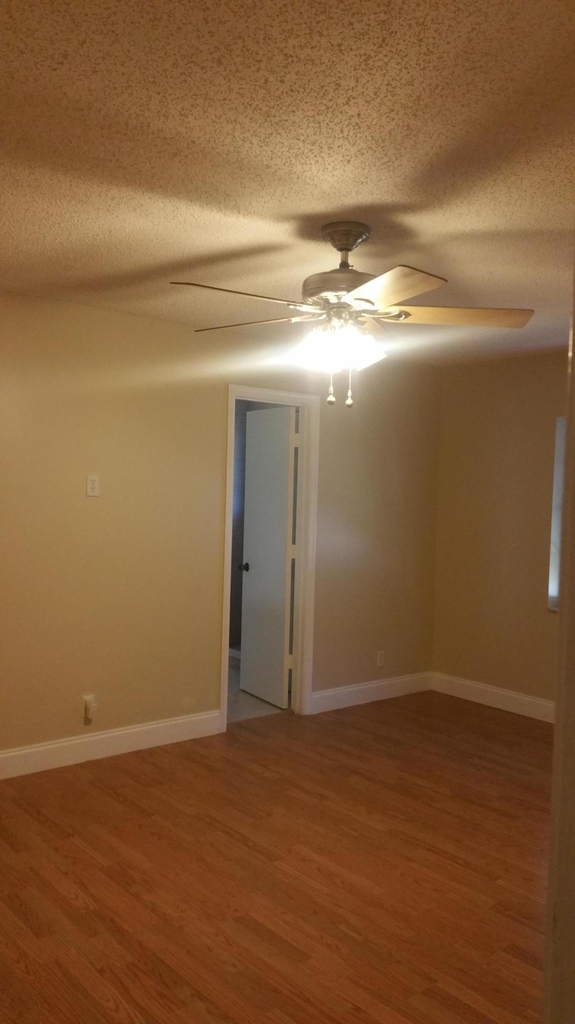 22447 Sw 56th Avenue - Photo 9