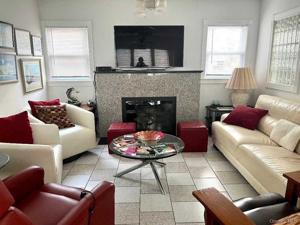 11 Delaware Avenue - Photo 2