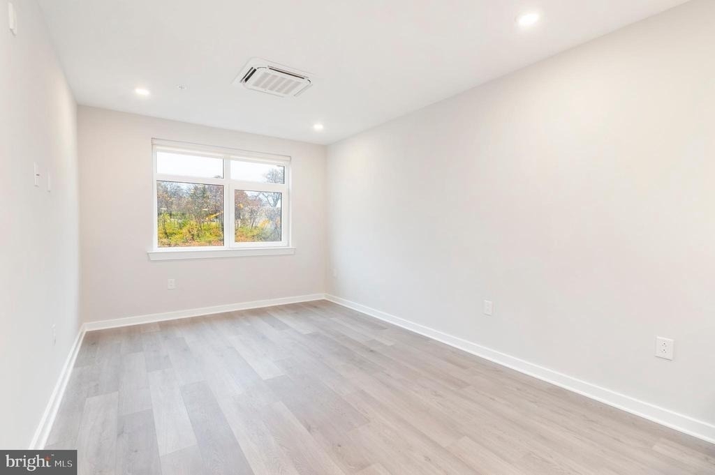 3449 Scotts Lane - Photo 5