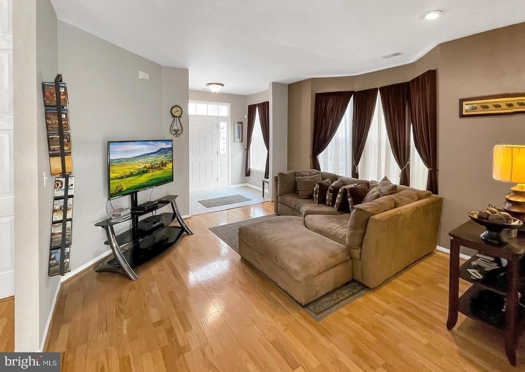 62 Shelley Circle - Photo 3
