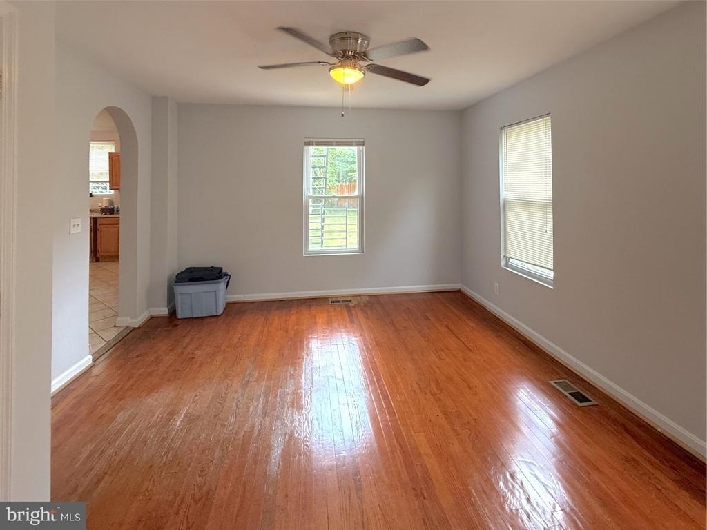 304 S Collins Avenue - Photo 7