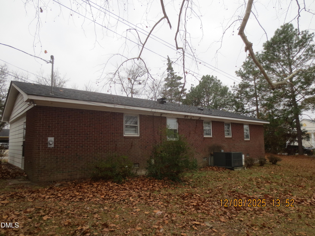 25 E North Street - Photo 3