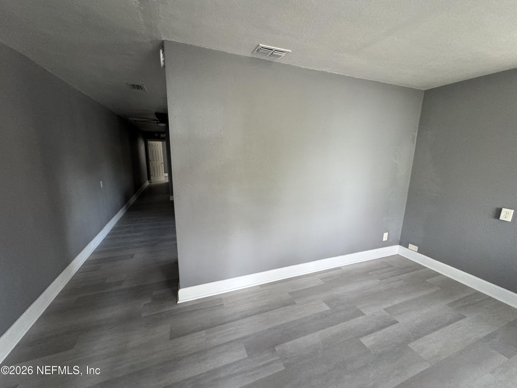 4114 Moncrief Road - Photo 3