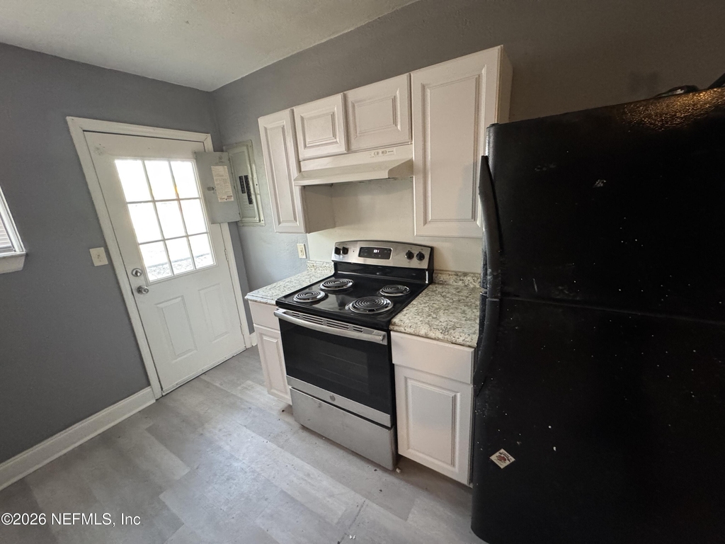 4114 Moncrief Road - Photo 6